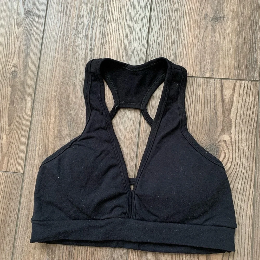 Sports bra